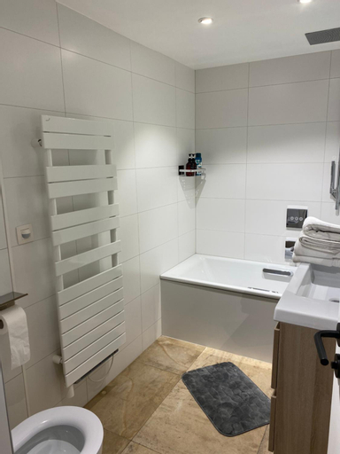 Bedroom 3, L’Oxymore, Liège
