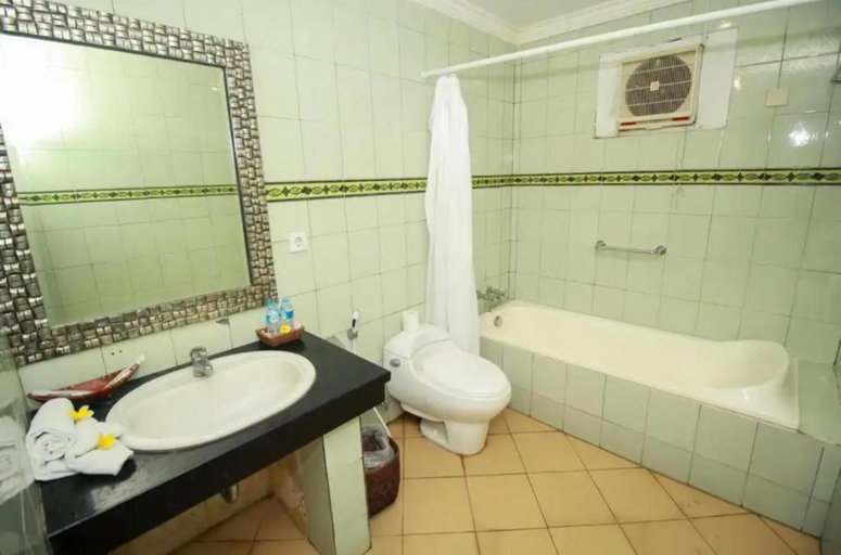 Bathroom 5, Attara Heritage Senggigi, Lombok