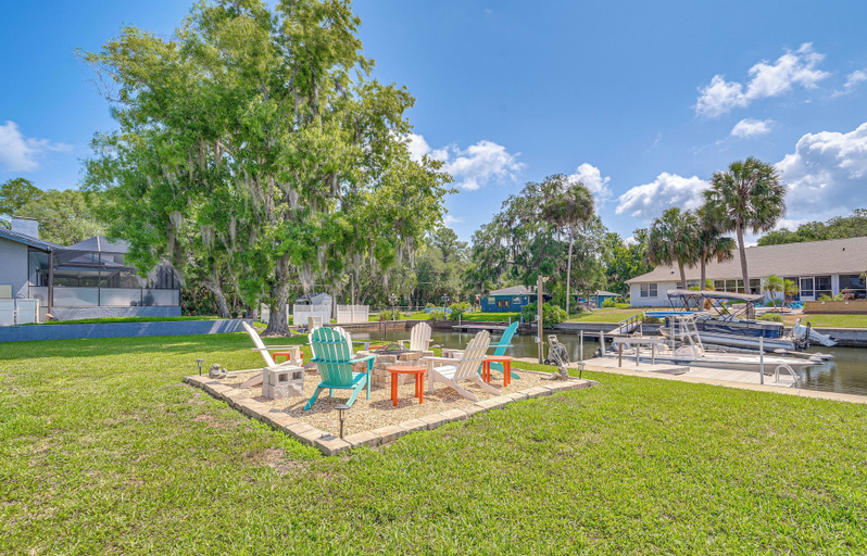 Others 5, Dock, Kayaks & Bicycles: Crystal River Getaway!, Citrus