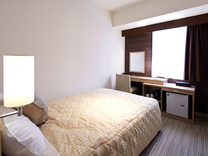 Bedroom 2, Four Points Flex by Sheraton Shin Osaka, Osaka