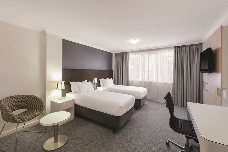 Bedroom 2, Rendezvous Perth Central, Perth