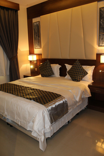 Bedroom 4, Pestana Hotel & Suites 3, Riyadh