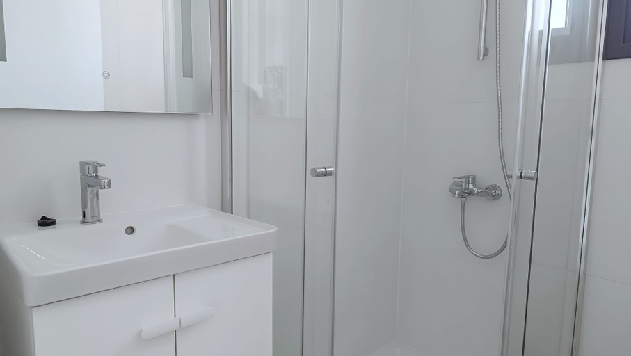 Bathroom 5, Larvella Estia Luxury Suites, Larnaca