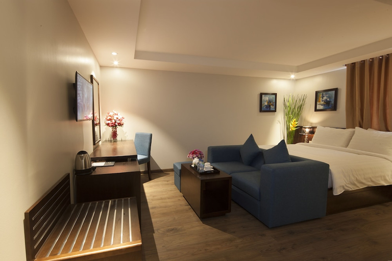 Bedroom 3, Roseland Centa Hotel Spa, District 1