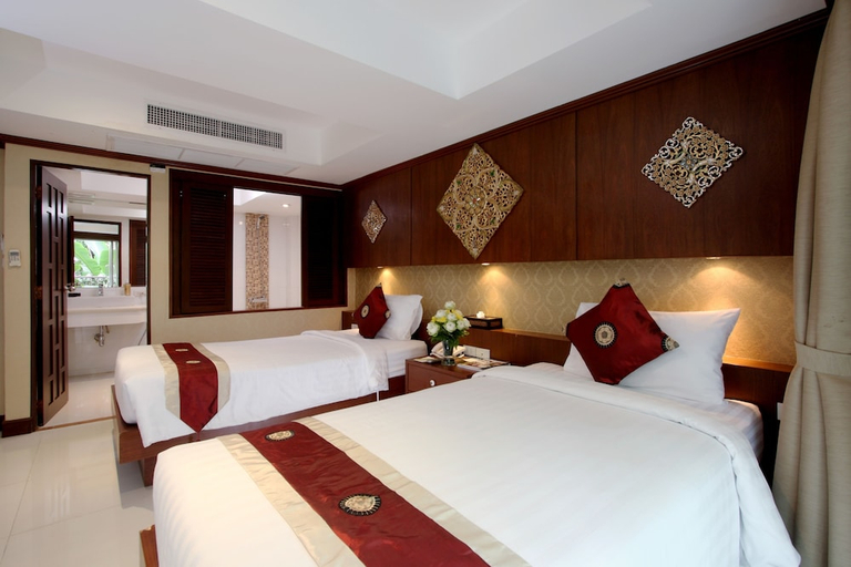 Bedroom 2, Rayaburi Hotel Patong, Phuket Island