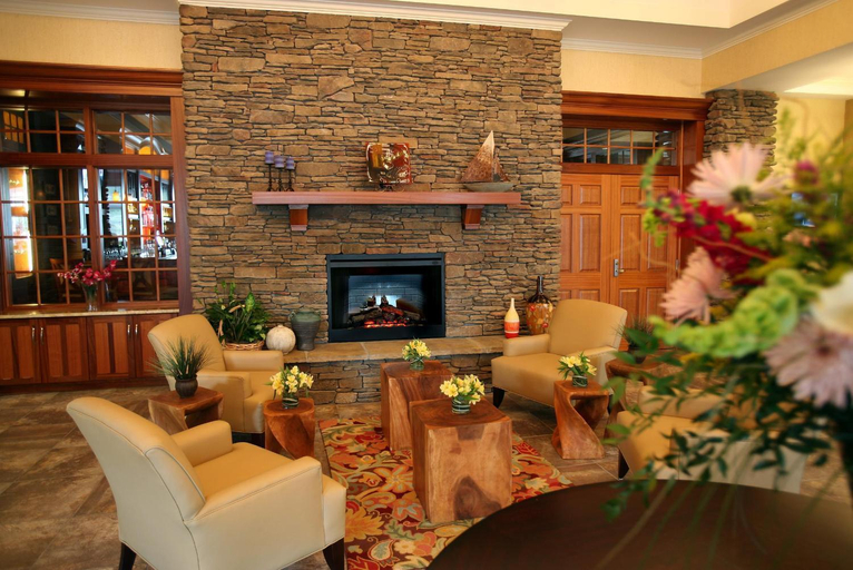 Public Area, Watkins Glen Harbor Hotel, Schuyler