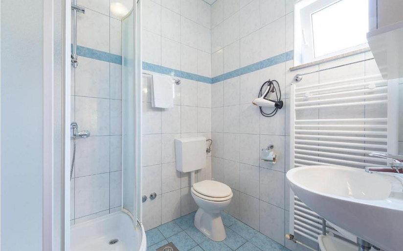 Bathroom 3, Villa Borna Apartments, Dubrovnik