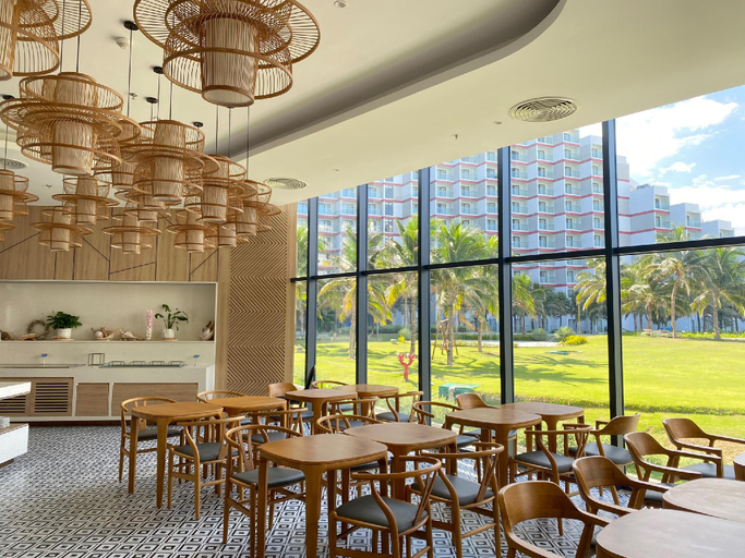 Food & Drinks 5, Ocean view Cam Ranh - The Arena, Cam Lâm