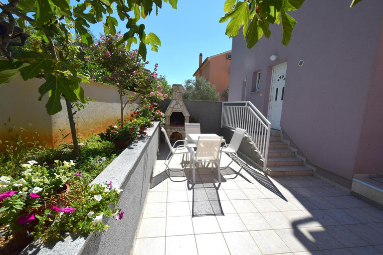 Others 4, Apartments Marjolovic, Njivice