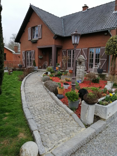 Others 5, Chambres chez Nanou avec petit dejeuner, Hainaut