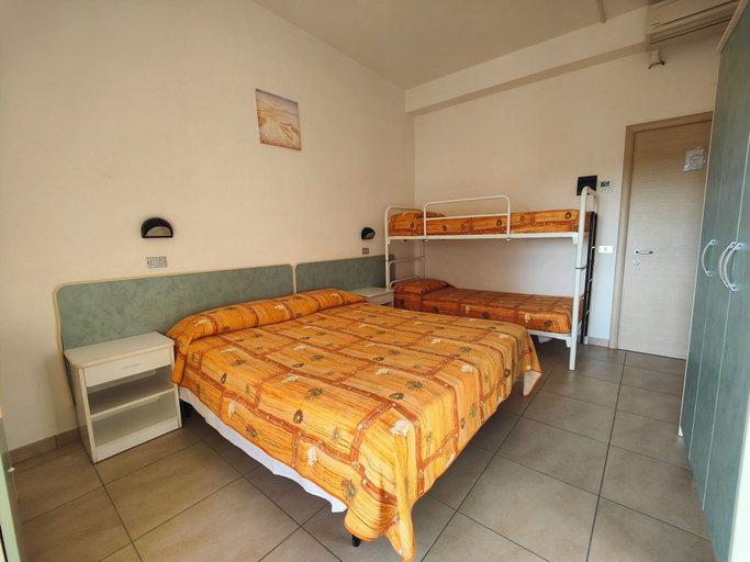 Bedroom 4, Hotel Ben Hur Beach & Breakfast, Forli' - Cesena