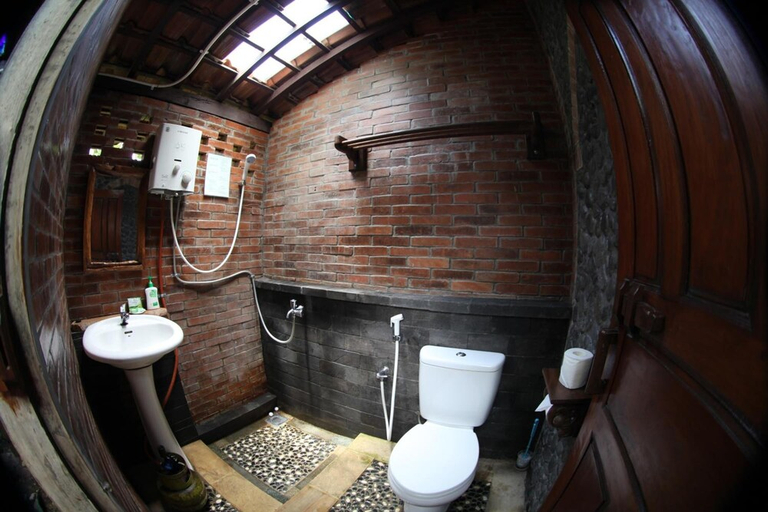 Bathroom 3, Omah Garengpoeng, Magelang