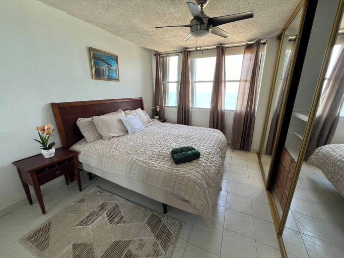 Bedroom, Gorgeous Ocean View 1br With Beach Access & Pool