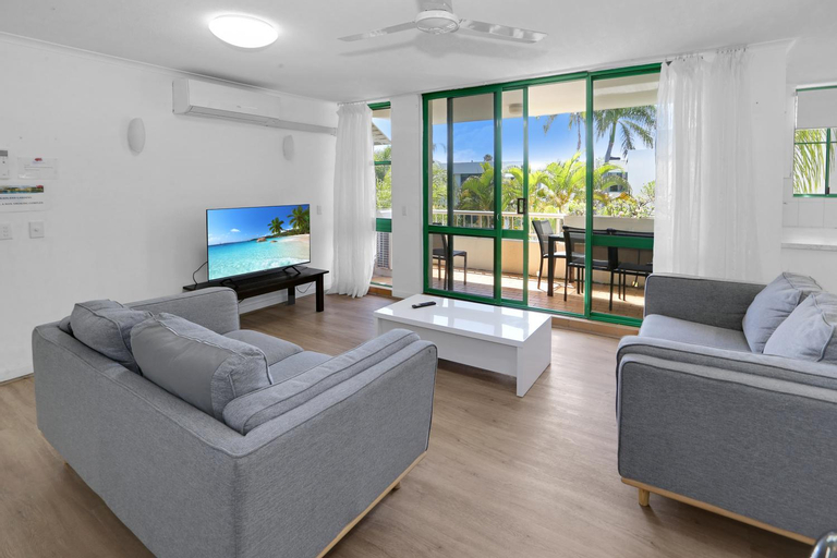 Food & Drinks 5, Headland Gardens Holiday Apartments, Maroochy - Mooloolaba