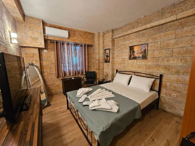 Bedroom 3, Honeywell Comfort Stay, Attica