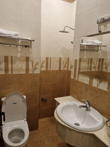 Bathroom 5, THUONG DALAT HOTEL, Đà Lạt