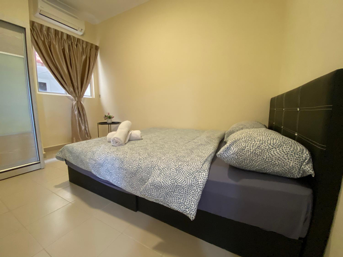 Desaru Beach Family Suite 5G Wifi Netflix 3A13, Kota Tinggi
