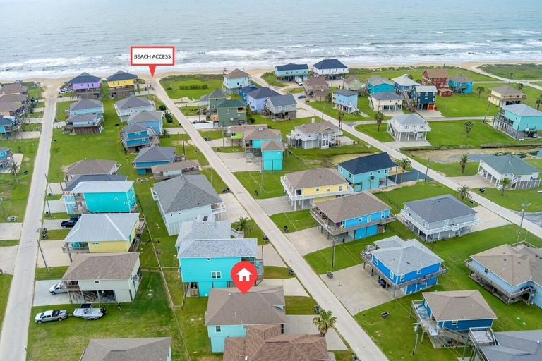 Beach, Pelicans Landing 2 Bedroom Home by RedAwning, Galveston