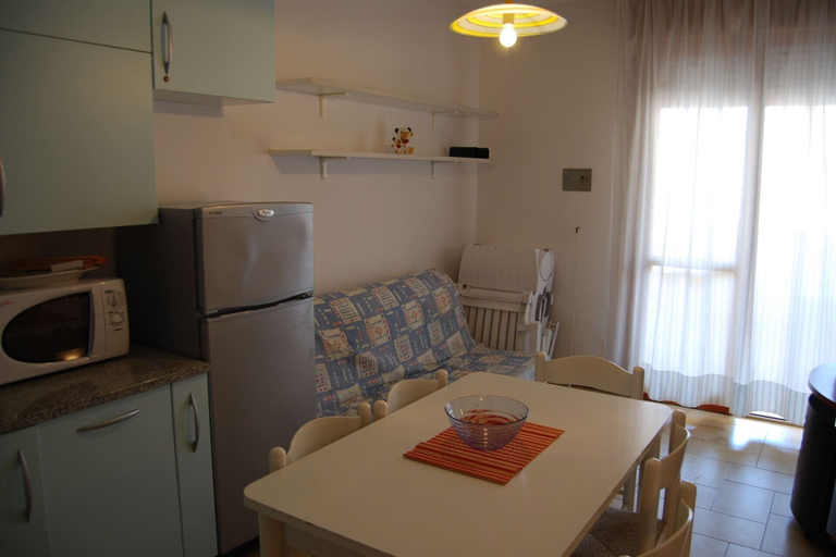 Room 2, Well-equipped 1 Bedroom Flat for up to 5 Guests, Venezia