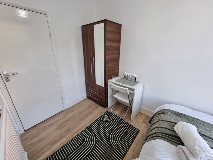 Others 5, Easy Rooms - London Luton Airport, Luton