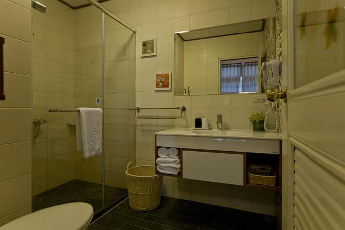 Bathroom 3, Tobe Home, Yilan