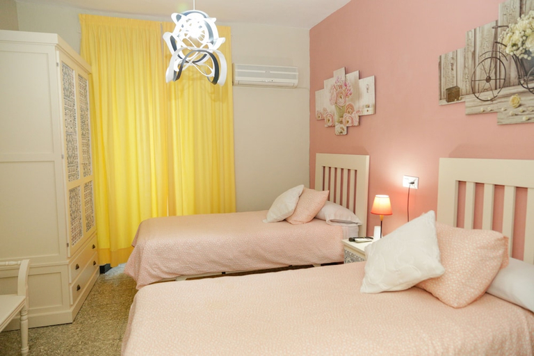 Bedroom 2, Pension Internacional, Córdoba