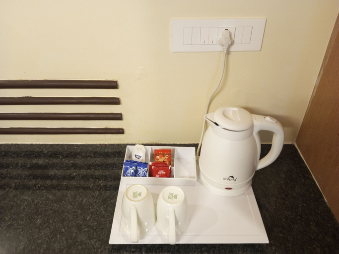 Bedroom 5, La Hospin Hotel, East Godavari
