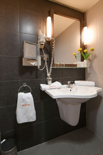 Bathroom 4, Honest Budapest by Chic&Basic, Budapesti