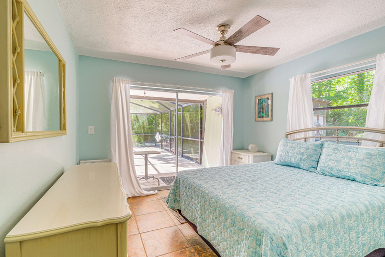 Bedroom 3, Lovely Crystal River Home w/ Lanai & Pool!, Citrus