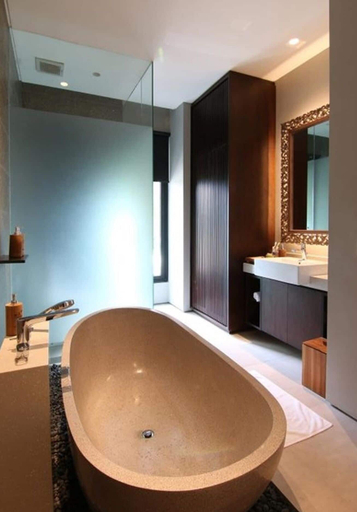 Bathroom 21