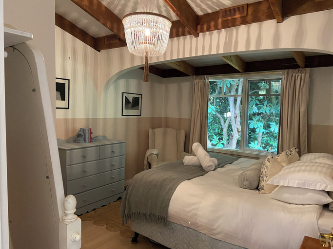 Bedroom 2, Woolrich House at Woolrich Estate, Yarra Ranges - Dandenongs