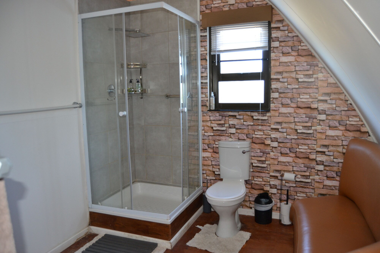 Bathroom 3, Arch Cabins Self Catering, Cacadu