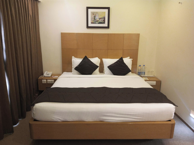 Bedroom 4, La Hospin Hotel, East Godavari