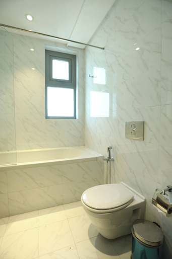Bathroom 9