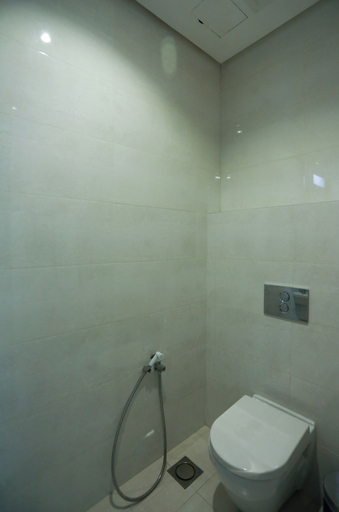 Bathroom 10