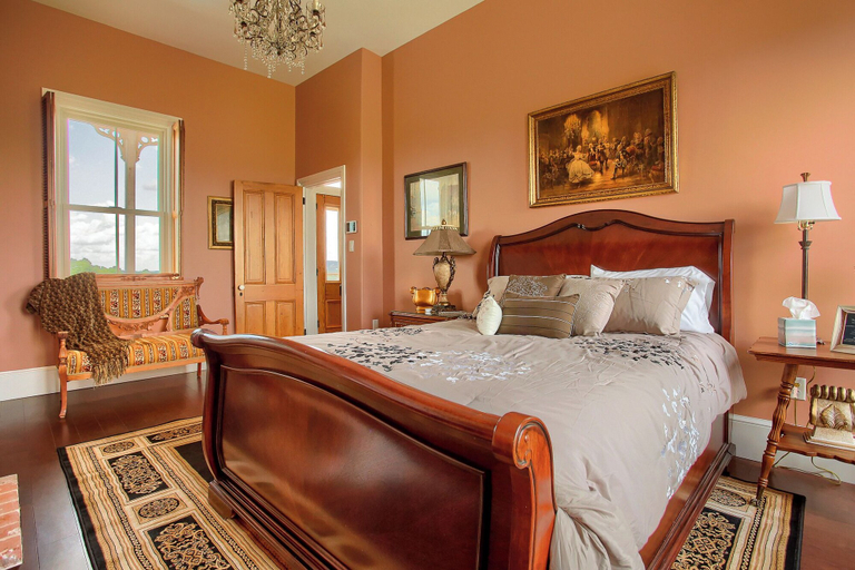 Bedroom 2, Stuart Manor Bed and Breakfast, Cumberland