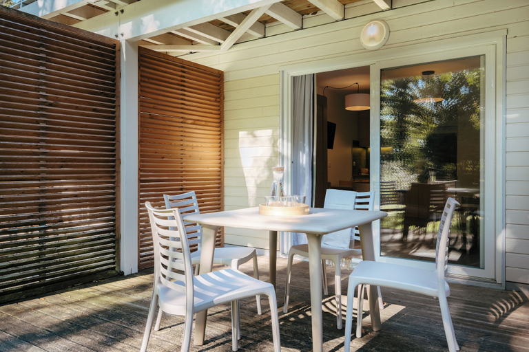 Dining Room 8