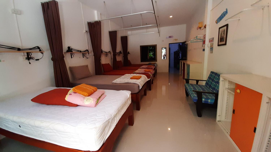 Bedroom 4, Runa Runa The Best Guesthouse, Muang Rayong