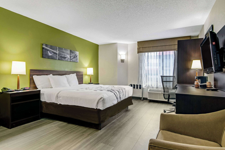 Bedroom 3, Sleep Inn near I-80 and I-94, Cook
