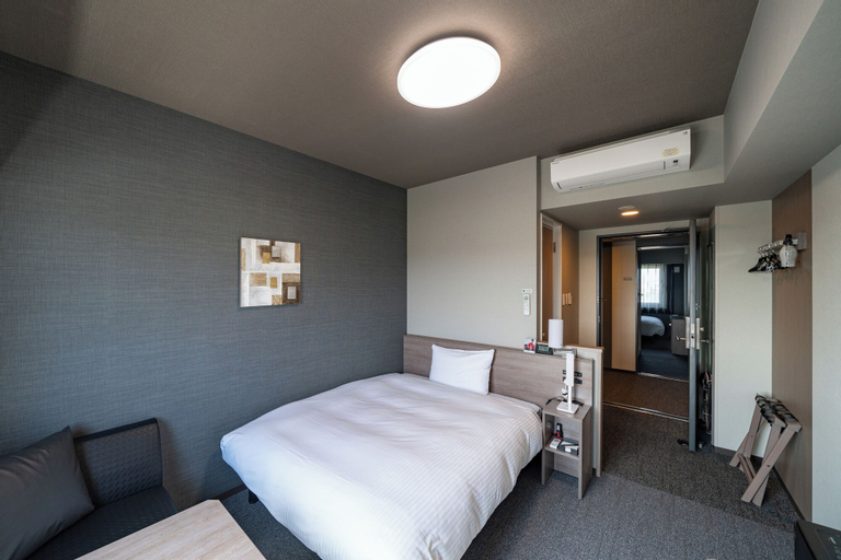 Bedroom 12