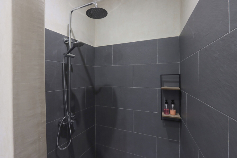 Bathroom 4, Riad Banatti, Marrakech