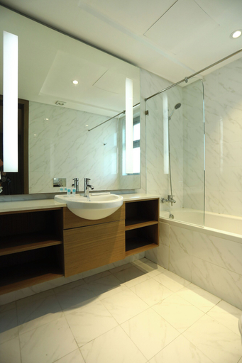 Bathroom 8