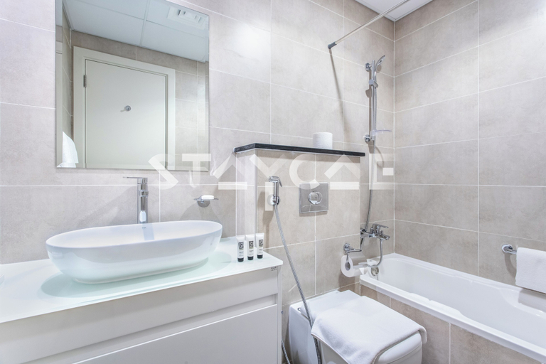 Bathroom 3, Staycae Holiday Homes - Carson Tower, Dubai