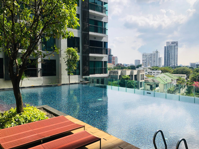 Swimming Pool 2