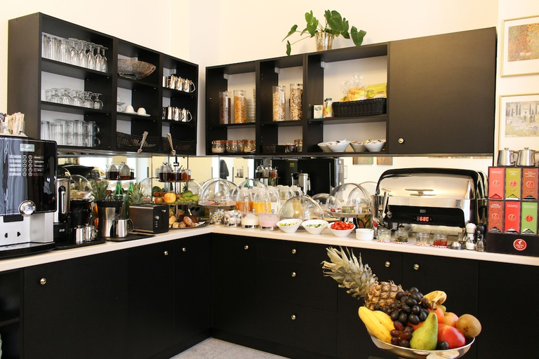 Food & Drinks 5, City Pension Stephansplatz I Self Check In, Wien