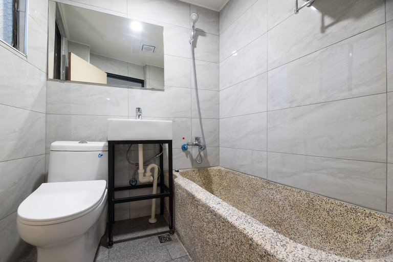 Bathroom 3, King Hot Spring Hotel, Yilan