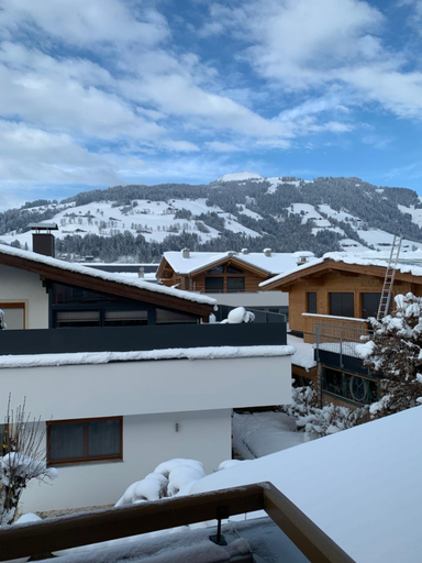 Others 5, Penthouse Kurz, Kitzbühel