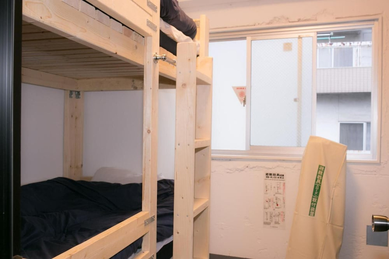 Bedroom 2, Little Japan, Taitō