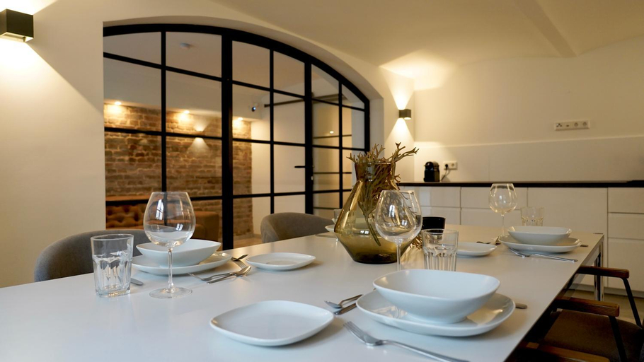 Food & Drinks, Luxuriose Stadtvilla im Hansaviertel, Wuppertal