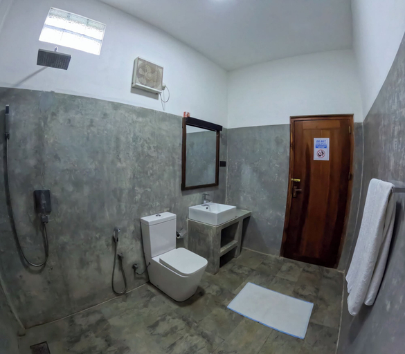 Bathroom 4, Surf Bay Villa, Dickwella
